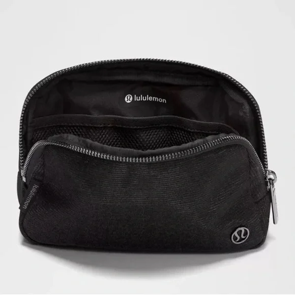 Lulu Lemon Everywhere Glitter Black 1L Belt Bag - Picture 4 of 10